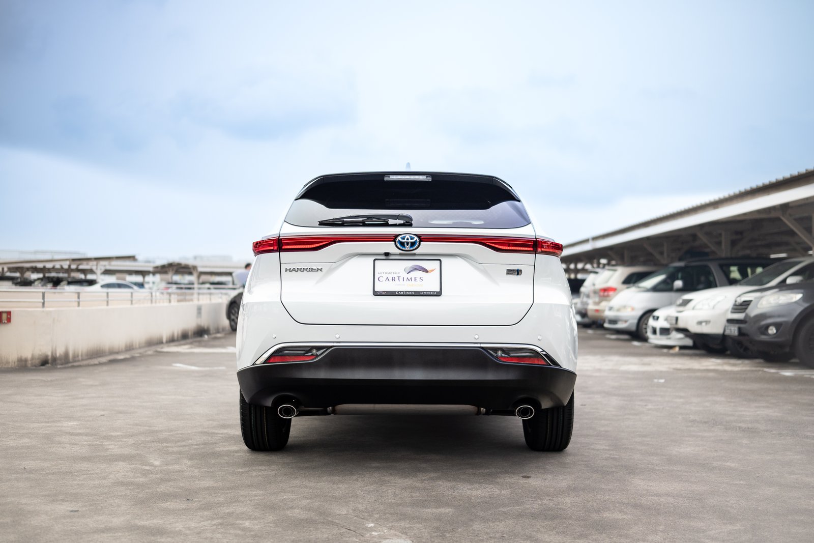 Toyota Harrier 2.5G Hybrid photo 5